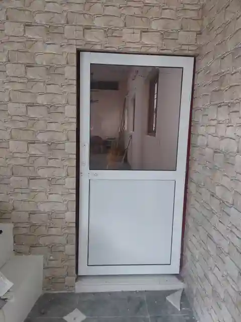 aluminium-door-001-devialluminium-40-original-imagh9f2gjqpjdza
